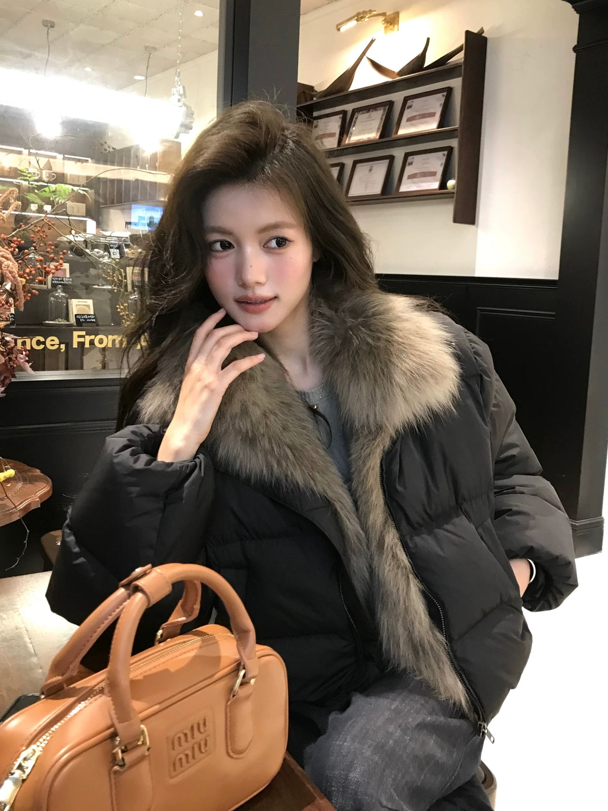 短版羽絨仿狐狸毛領口加厚外套