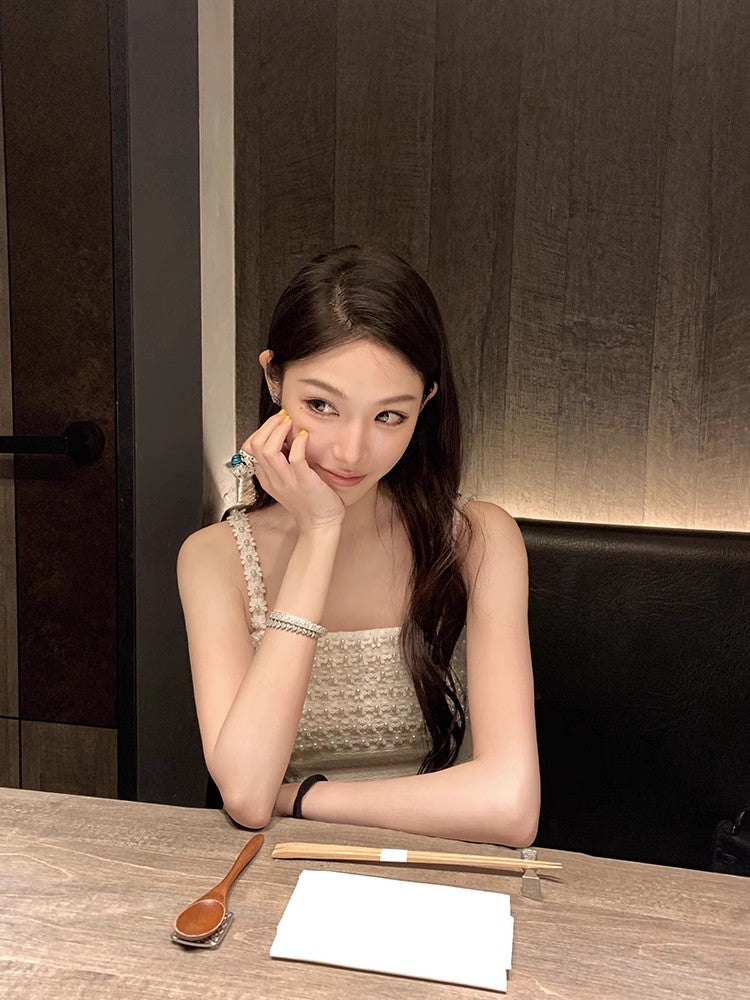 輕奢高級感針織小雛菊吊帶蕾絲連衣裙