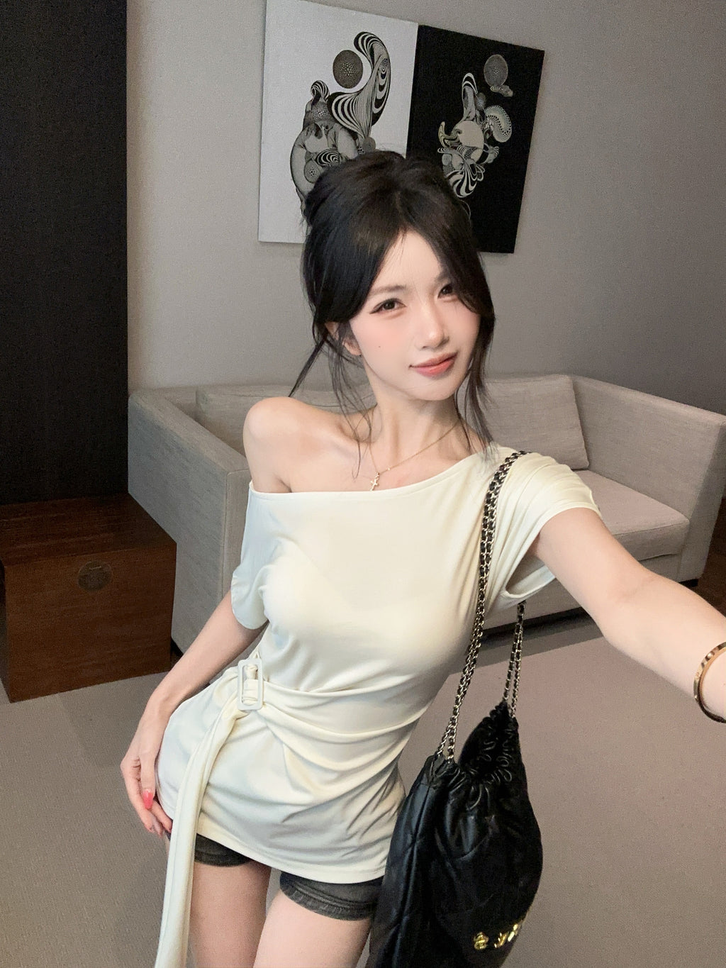 氣質慵懶百搭卡扣綁帶收腰顯瘦露肩上衣