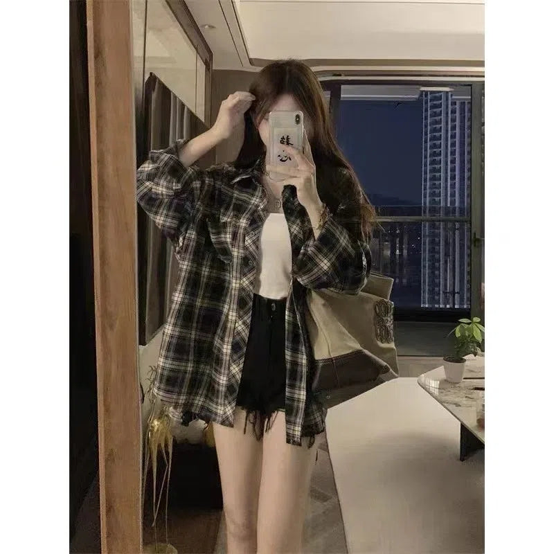 慵懶復古格子外搭襯衫