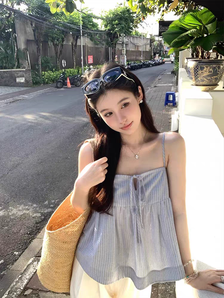 簡約度假風小綁帶吊帶上衣