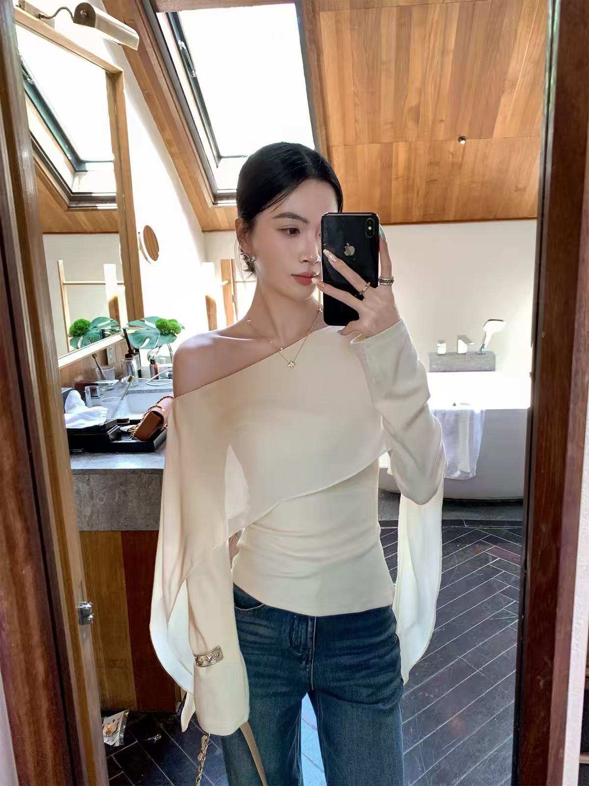 韓系杏色設計感顯瘦氣質上衣