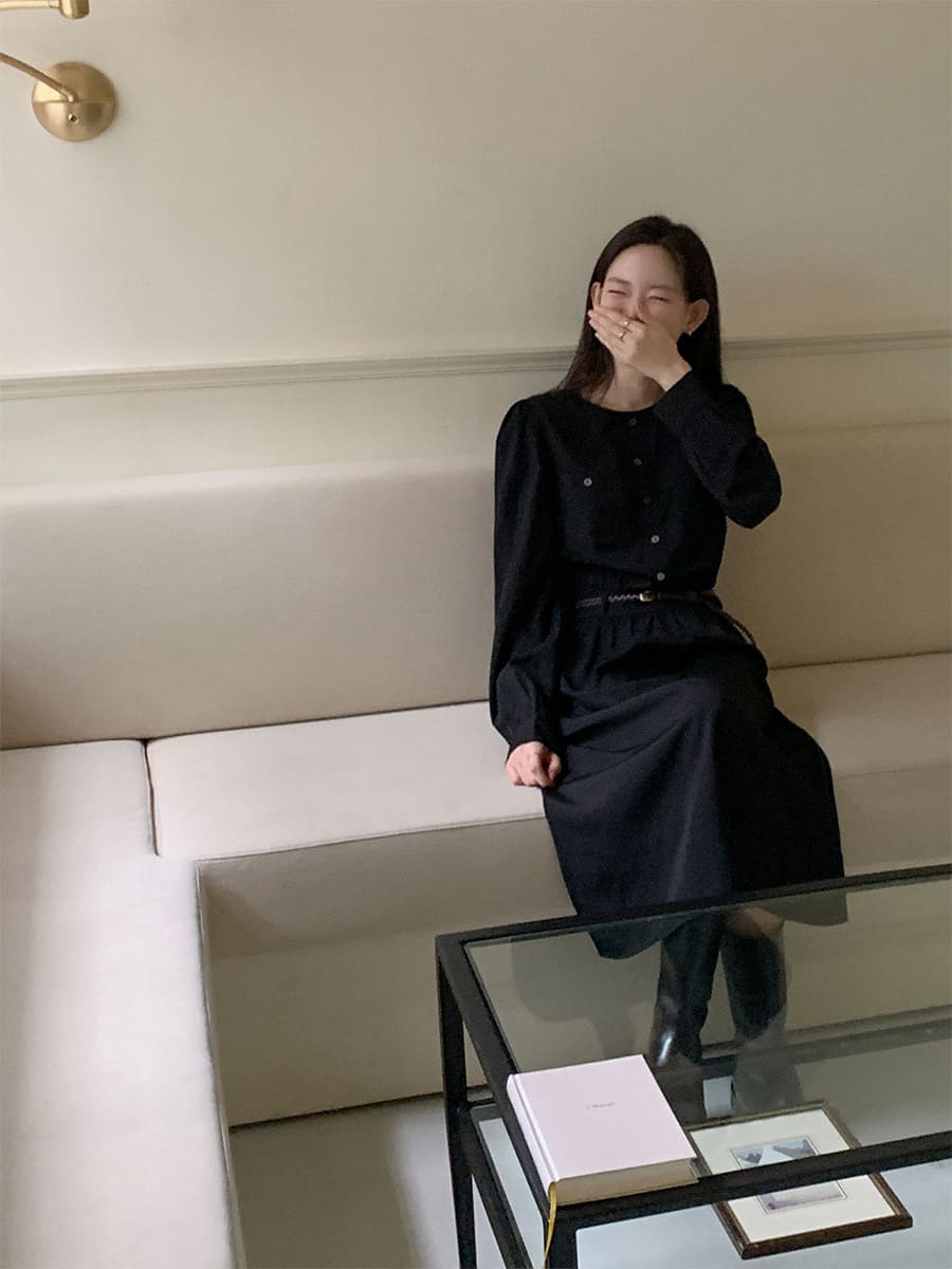氣質圓領收腰連衣長裙附腰帶