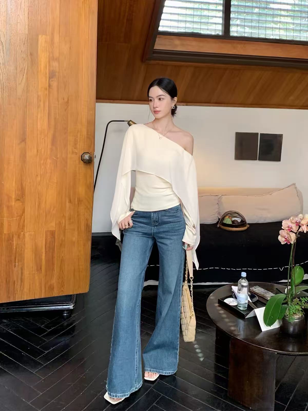 韓系杏色設計感顯瘦氣質上衣