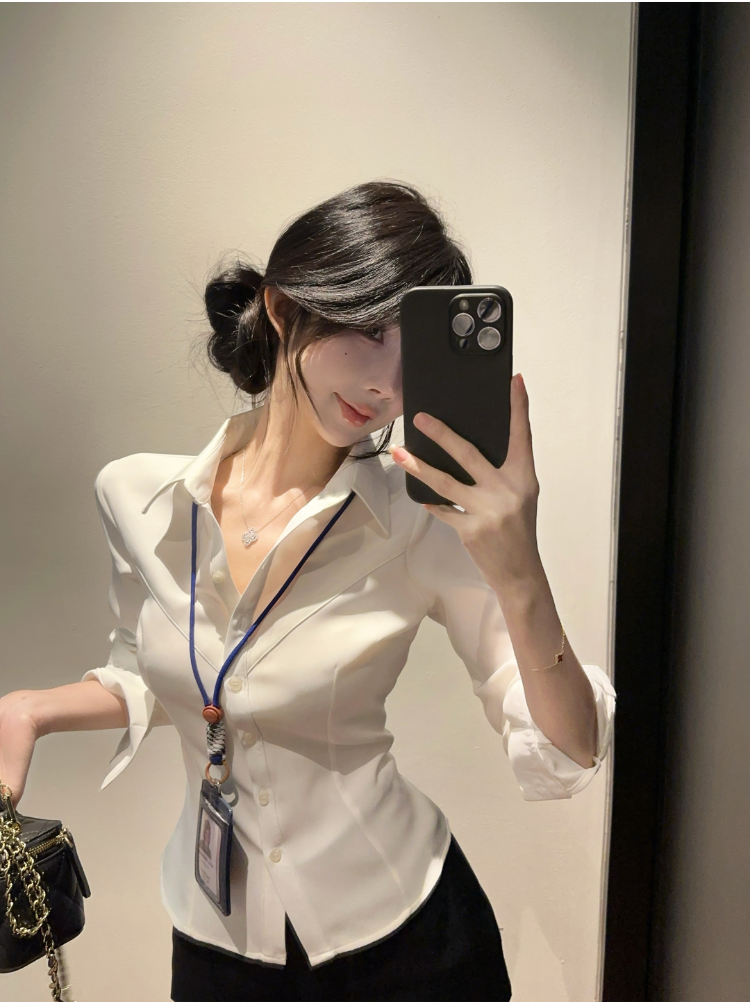 簡約清純性感收腰白襯衫