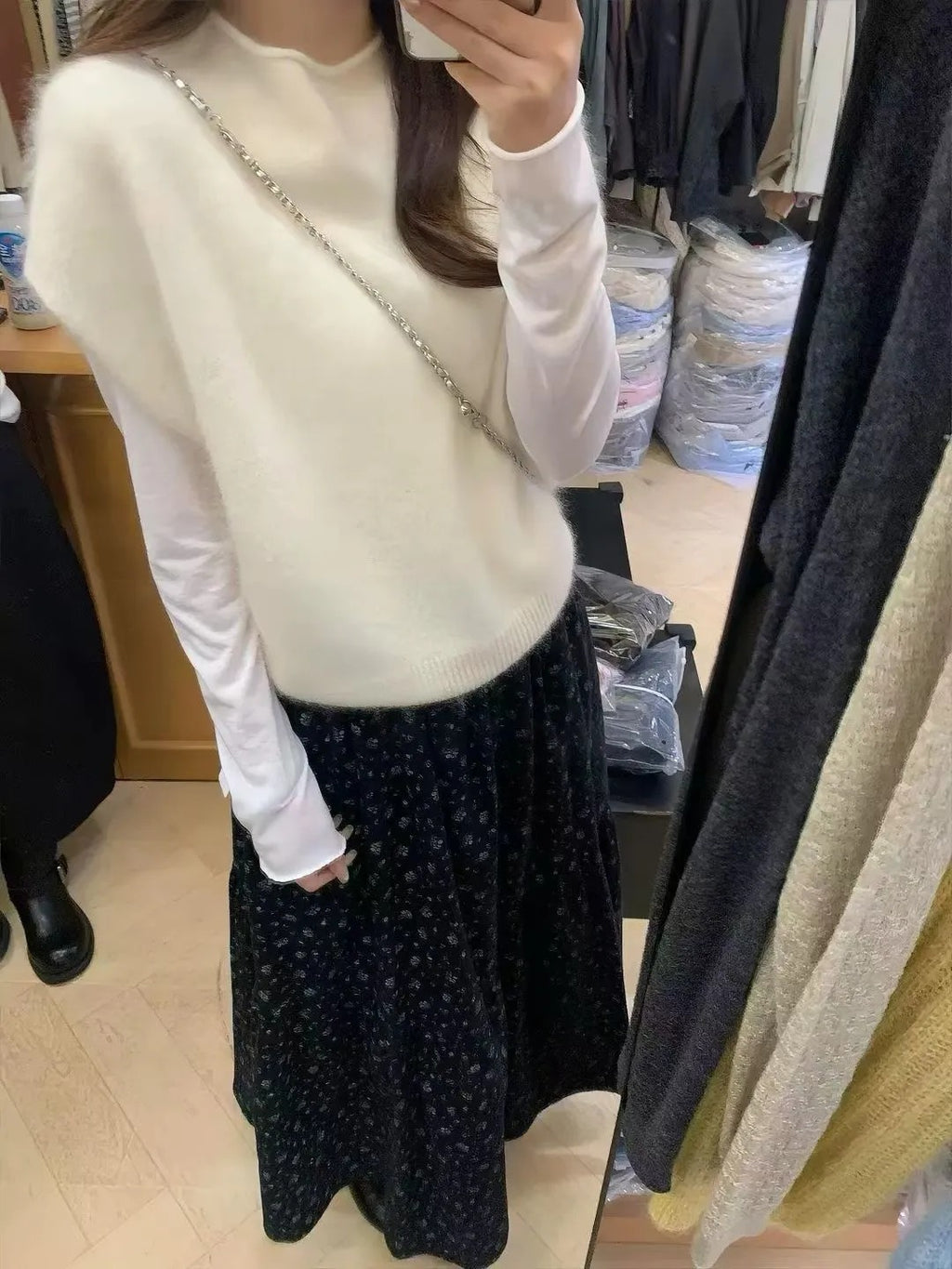 秋冬韓系溫柔白色針織馬甲上衣