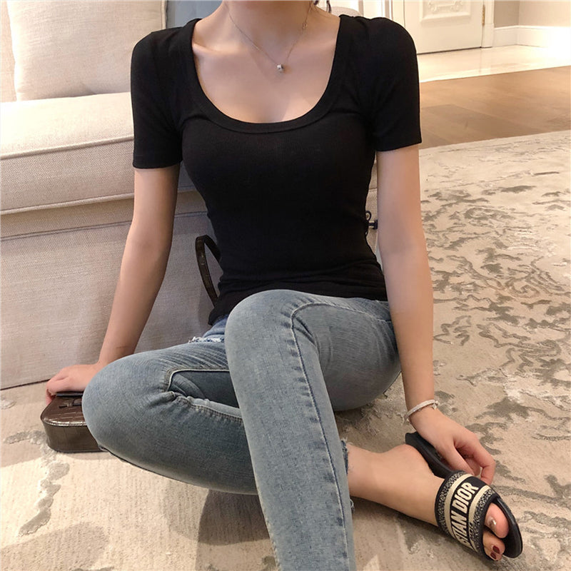 百搭簡約大U領短袖上衣