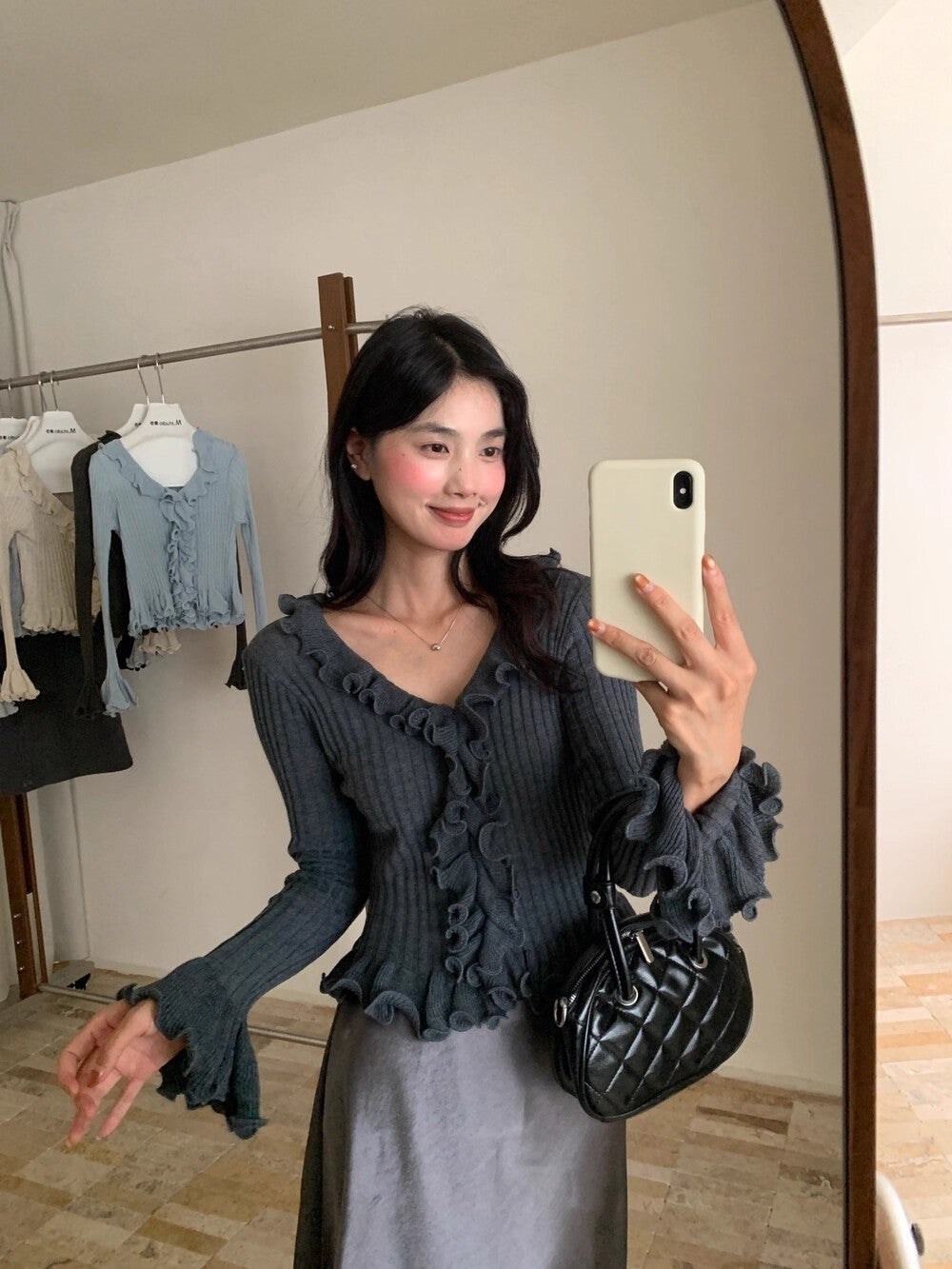 韓系甜美純欲木耳邊修身針織v領上衣