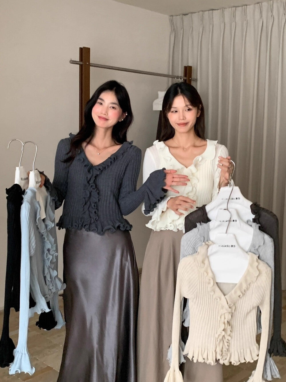韓系甜美純欲木耳邊修身針織v領上衣