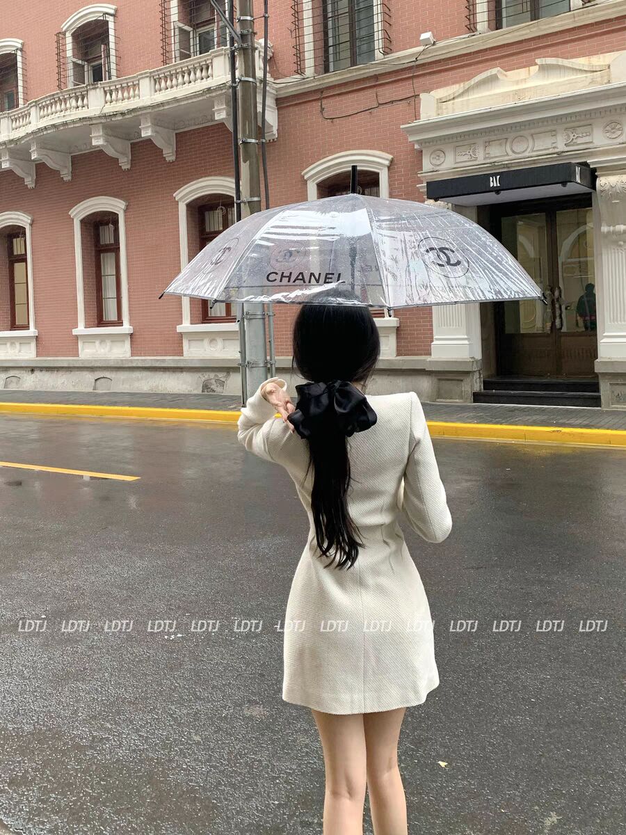 高訂小香風白珍珠鑽扣羊毛收腰連衣裙